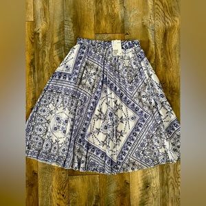 NWT - H&M skirt